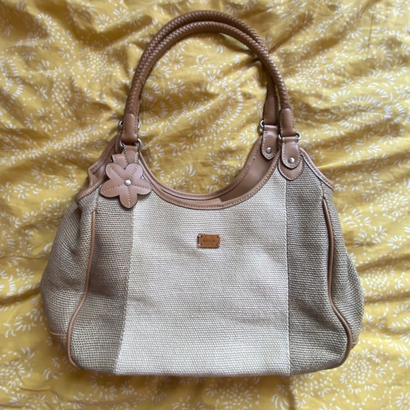 Relic Tan Shoulder Bag - Picture 1 of 8
